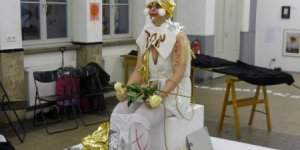 Silvia Szabo: Objekt (Julia Siebert)