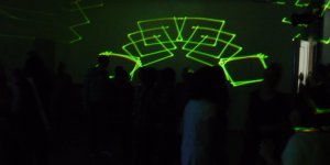 Lichtspiele - Michael zerlasert die Wände