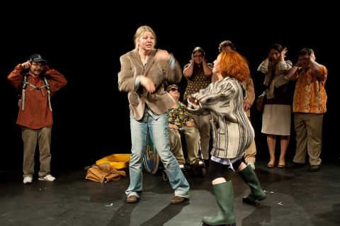 Augenblick Theater vom Jugendkulturzentrum FORUM "Wo bleibt Tell" Foto: Empl