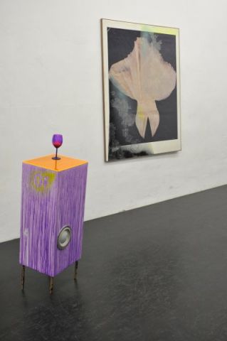 Felix Kultau trägt 'Maxi Dressed' zur Ausstellung bei. (Foto: Peter Empl)